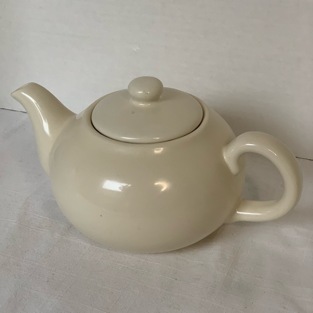 SKYE MCGHIE | Rare “Minerals” Teapot 2002